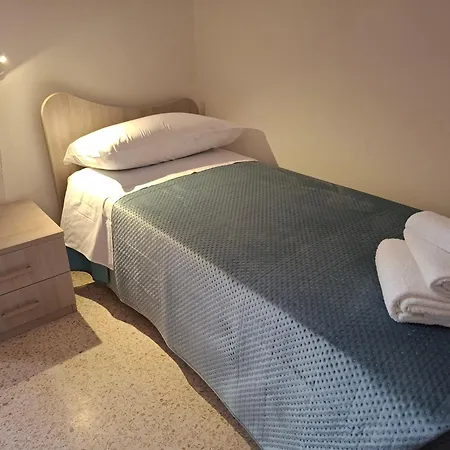 Lupi E Agnelli Bed and Breakfast Μπάρι