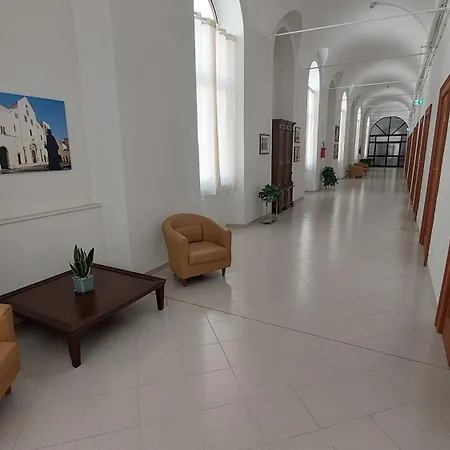 Lupi E Agnelli Bed and Breakfast Μπάρι