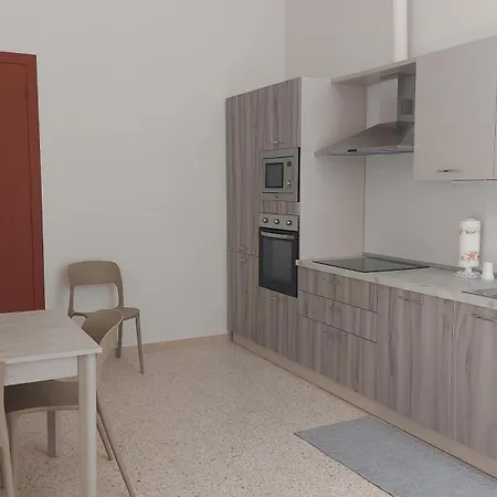 ベッド・アンド・ブレックファスト Lupi E Agnelli バーリ